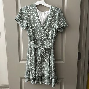 Emerald sundae romper size 1. Green and white